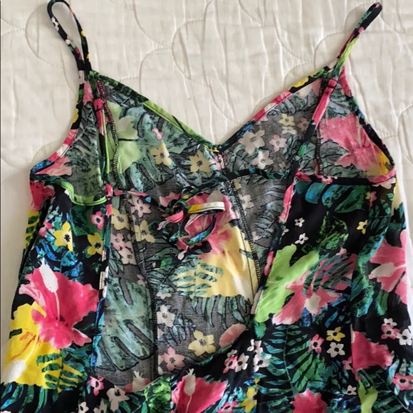 Floral Romper - Picture 2 of 2